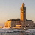 Cosa Fare a Casablanca: Esperienze e Attività Imperdibili 2026 3 Moschea Hassan II di Casablanca al tramonto, punto di partenza del tour 4 giorni da casablanca